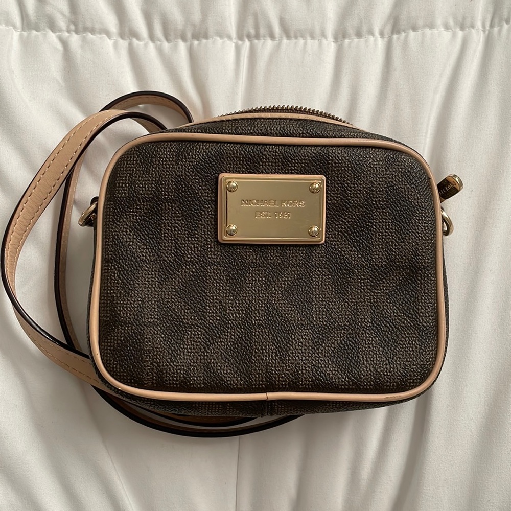 Michael Kors Crossbody Bag